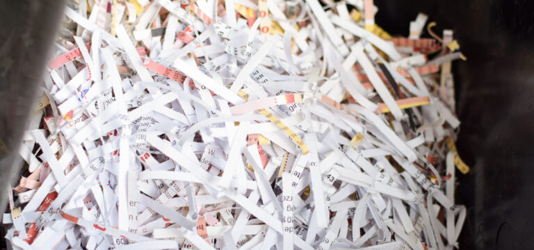 Belastingdienst vernietigt  illegaal 9000 beroepdossiers in affaire kinderopvangtoeslag. Nieuwe Kamervragen