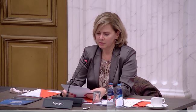 Notaoverleg met minister Van Nieuwenhuizen over de Stint