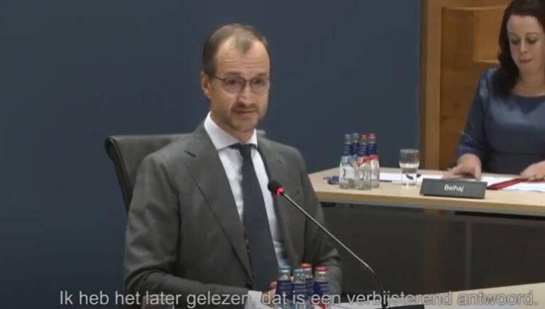Staatssecretaris Wiebes deed aan ‘institutioneel beantwoording”  bij zijn antwoorden aan de Tweede Kamer over toeslagenaffaire