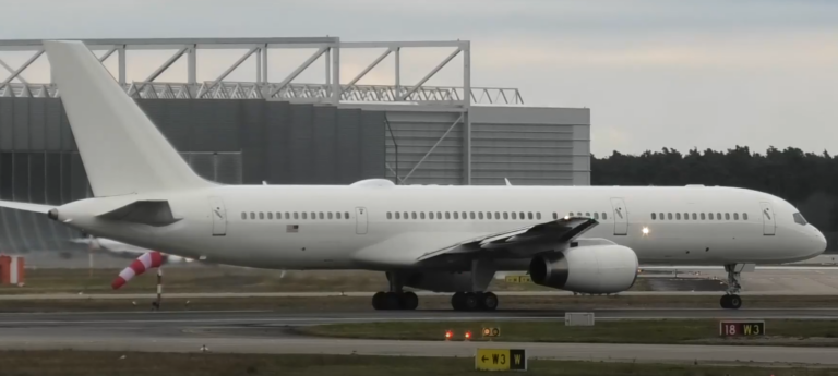There are two mysterious USAF C-32B at the same time in Europe