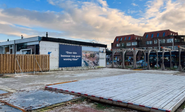 Veel inwoners Bergen tegen nieuwbouw op het Dorpsplein