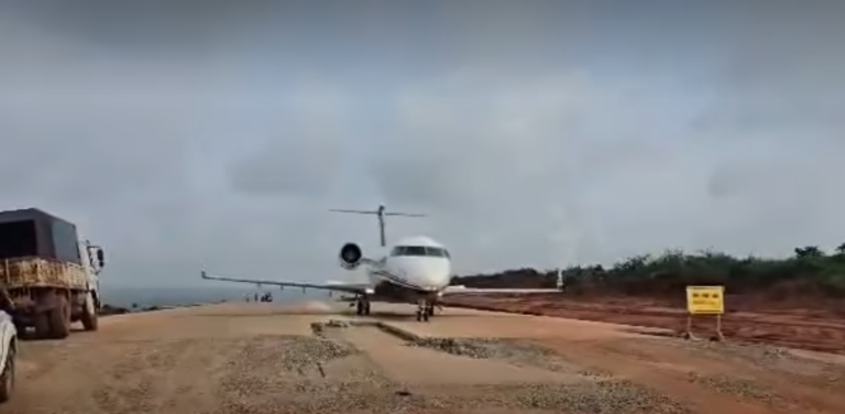 Private Jet Mistakenly Lands on Highway Under Construction Near Nigerian Airport